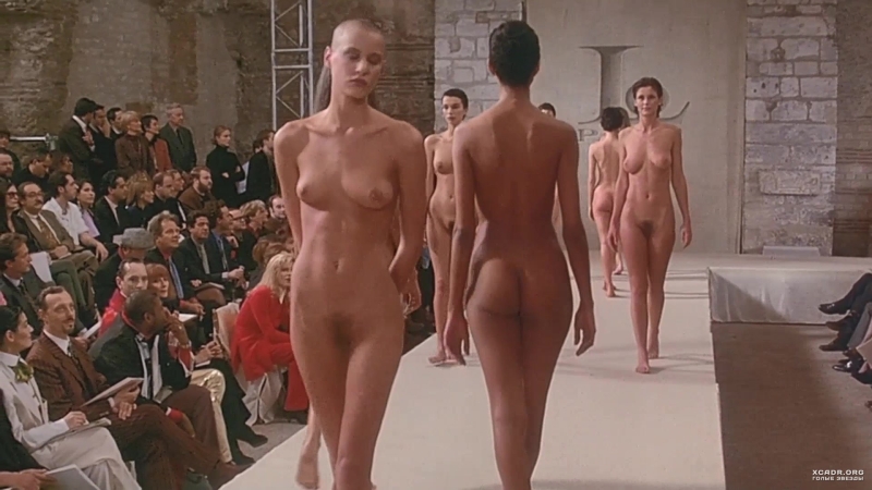 Чарли Ле Минду Charlie le naked